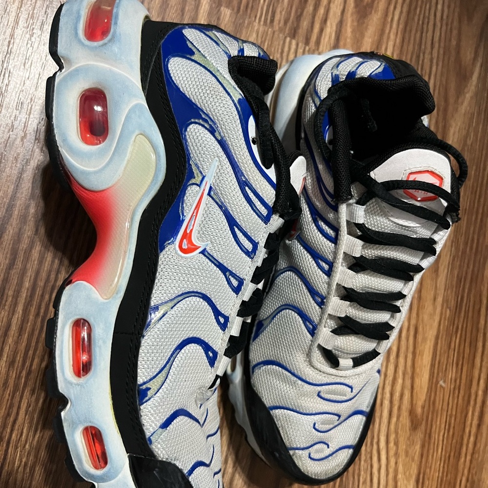 Nike Air Max Plus Blue and Red Sneakers size 4.5